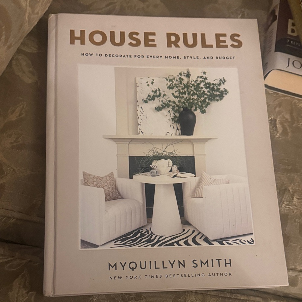House Rules by - Elegant Cream Cover myquillyn smith New York Times Bestseller